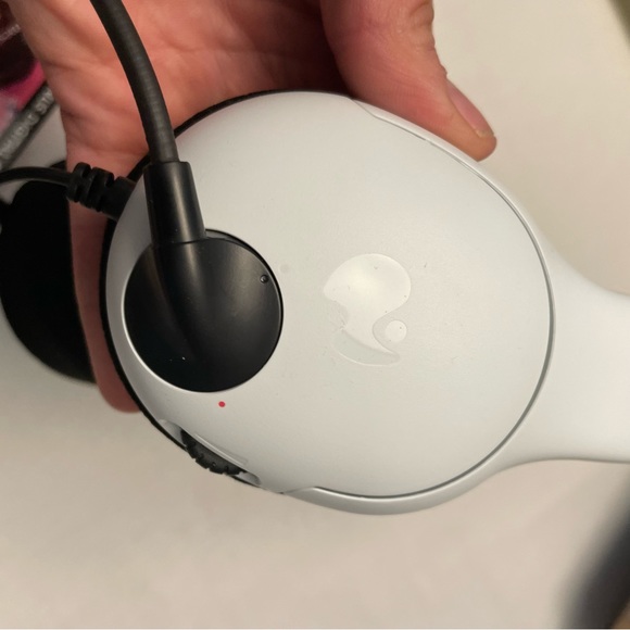 New White PDP Lvl 40 Gaming Headset & 4 PC Games - Picture 3 of 9